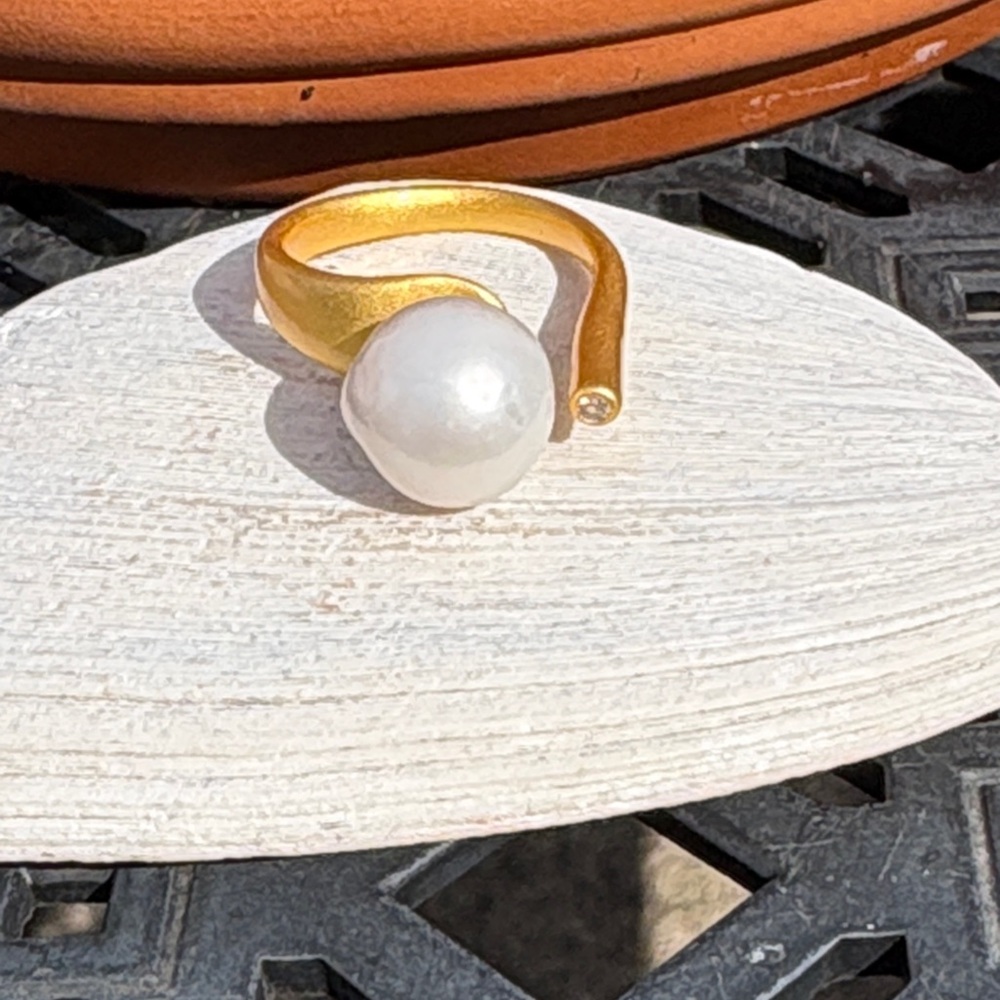 Mid Century Style Satin Finish 10mm White Pearl Abstract Ring Sterling Sz 6-7 - Picture 7 of 12